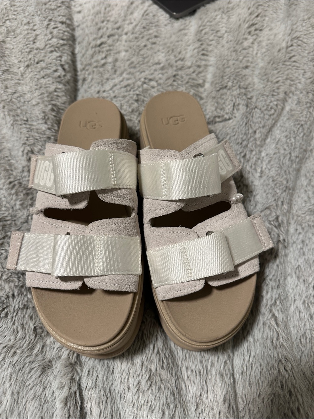 UGG Women Clem Suede 'White'